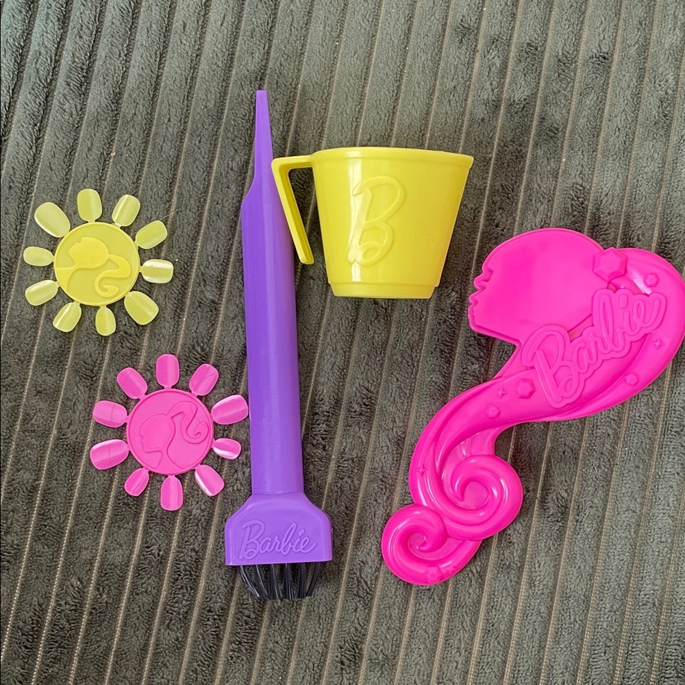 Barbie Accessories‎